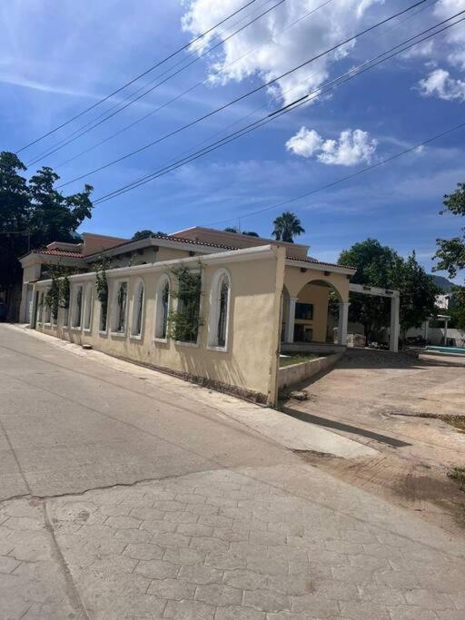Flores Condominios Depa Lili Álamos 外观 照片